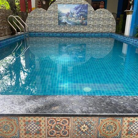 Calangute Beach Side Hotel Exterior foto